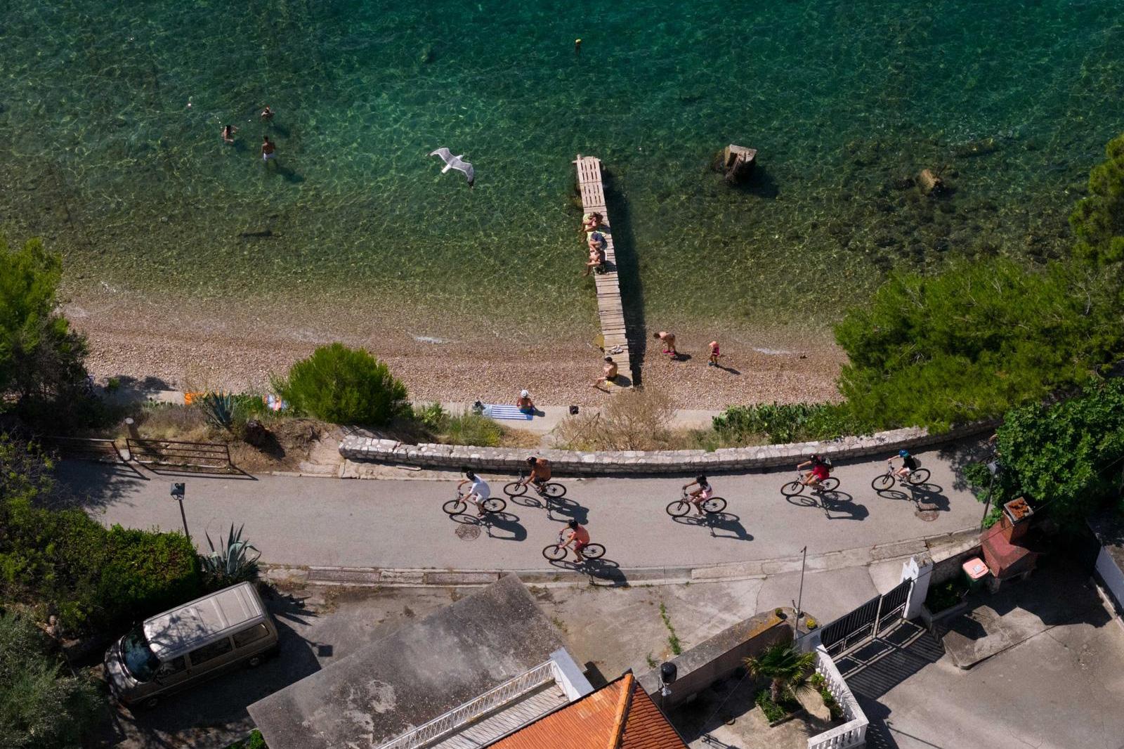 Lito adventure bike group